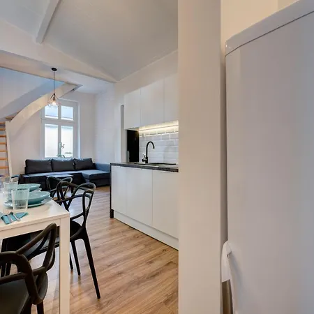 Lipowa Apartment